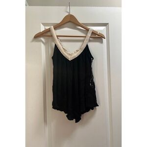 Black chiffon lace crochet v-neckline tank cami top